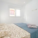 Apartment Residencial Alegria Xvii Id186